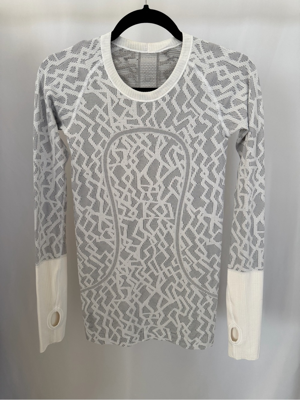 Lululemon SeaWheeze Limited Edition Seamless Jacquard Print Long Sleeve Top